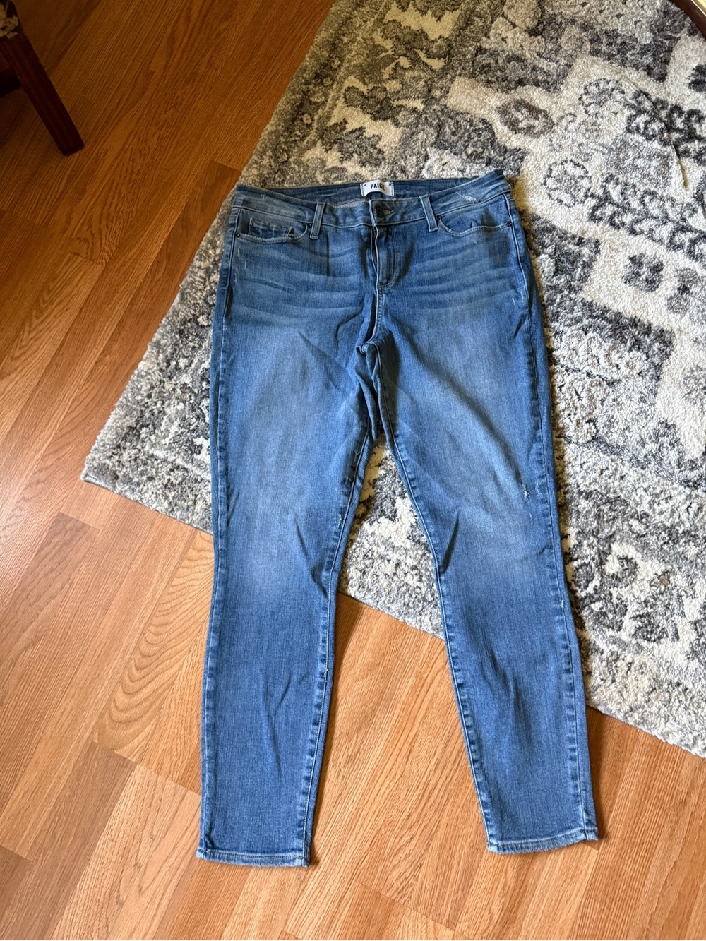Rarely Worn Paige Jeans 💞